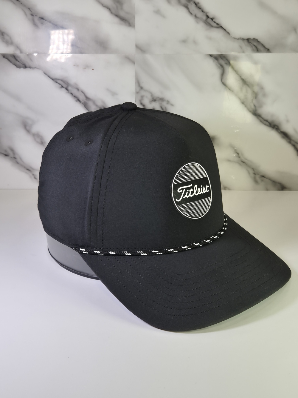 Titleist Black Rope-Trim Golf Hat. Adjustable